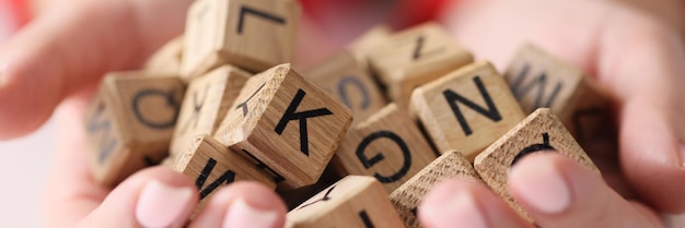 Spell The Daily Life Using English Word Spelling 