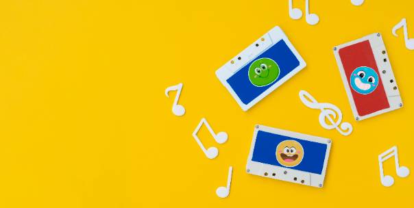Guess more songs by emoji 👨‍🎤