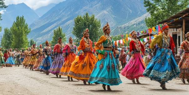 Traditional and modern Nepali🇳🇵Culture 