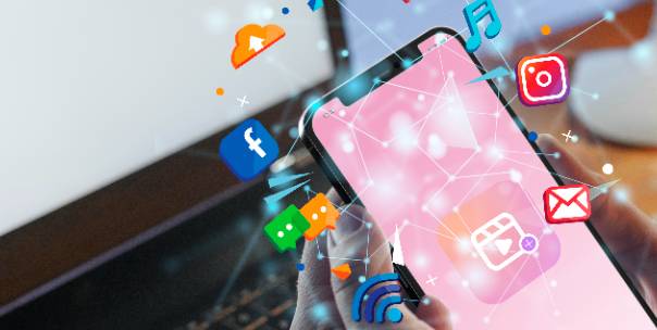 Social media mania (.Pt.2 )