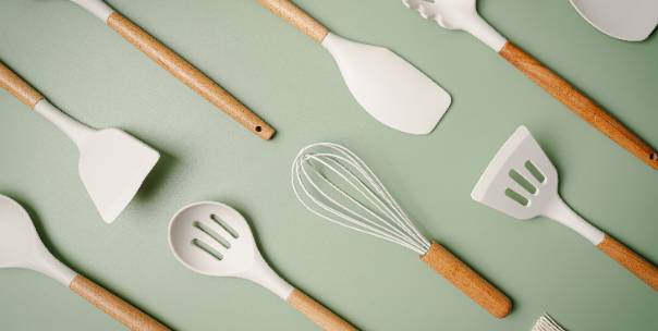 Daily cooking utensils 