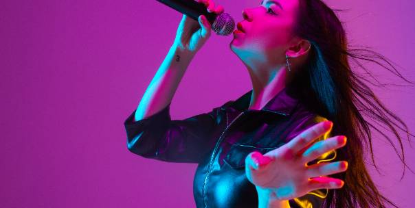 Guess the Singer by the song?