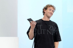HICH:Mark Zuckerberg is the  founder of which social networking site?
#SocialMedia