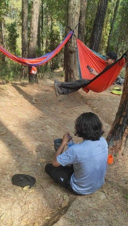 HICH:Travel far, learn more, grow forever.