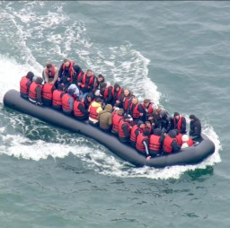 HICH:Should the UK open safe passages for immagrants travelling to Britain illegally via boat?
