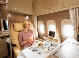 HICH:Have you ever flown first-class on an airplane?