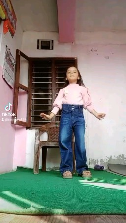 HICH:How is my dance? Rate it #justTry