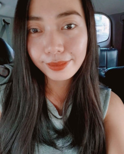 HICH:Another year of chasing my dreams. and making them a reality Wishing myself a year of happiness,success and good health living life to the fullest🎂💕
