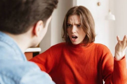 HICH:How to Stop Losing Yourself in Relationships. Reclaim your identity in your relationship. #relationships