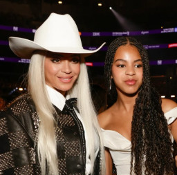 HICH:Do you think Beyonce allowing her 12 year old daughter to perform with her on stage appropriate?