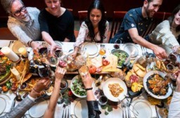 HICH:Why does a shared meal often taste better than eating alone?