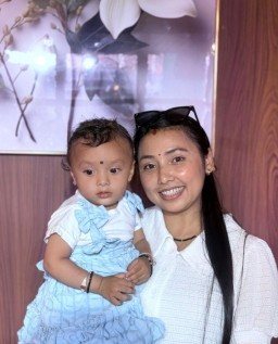 HICH:Mom and daugter😘
#followme
#hich