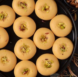 HICH:Guess the sweet