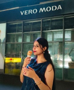 HICH:Something sweet 🍨🍦 Good Morning guys 🌞