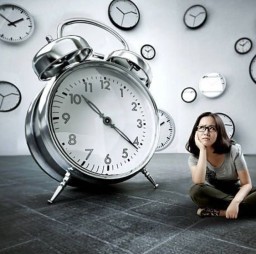 HICH:What do you think best describes the difference between time and human life?