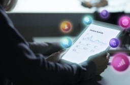 HICH:What does the image reveal about digital data analysis in modern workplaces?