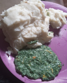 HICH:Rate my African meal👌