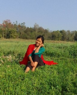 HICH:त्यो मुस्कान छ नि अलिअलि सबैलाई बाँड्ने गर्नुहोस् 😊 बद्लामा तपाइलाई खुसी मिल्नेछ 🥰
