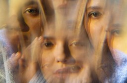 HICH:What enigmatic force makes a hallucination outshine truth and mislead the mind?