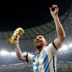 HICH:Happy Birthday legend ♥️