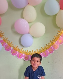HICH:I want to be a child because they always be happy.