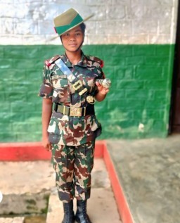 HICH:Standing tall in service a symbol of honor and duty.❣️