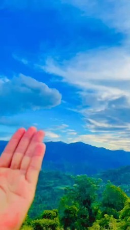 HICH:Happiness depends upon ourselves🙏🥰🤩#positivevibes