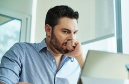 HICH:How do you personally believe people should best handle their emotions when they feel extremely angry?