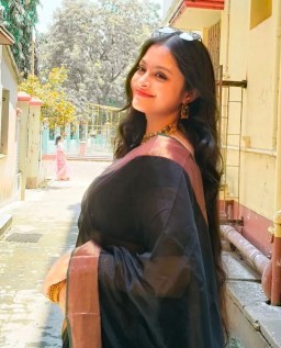 HICH:It takes just one smile to make a day ☺️😍