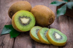 HICH:Is the kiwi’s vibrant zest and velvety texture your idea of the perfect fruit indulgence?