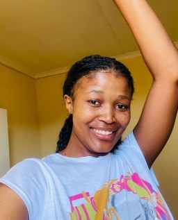 HICH:Wear a smile everyday