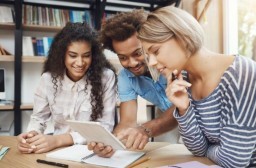 HICH:How much affection or emotional connection do you feel toward your studies or learning process?