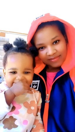 HICH:Please follow I will follow back 😊 ☺️