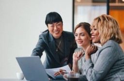 HICH:What defines success for a modern young woman?