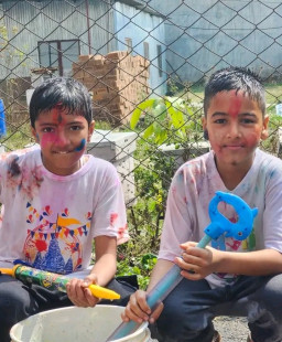HICH:Splashes of color, laughter in the air, and memories painted bright—Holi is here to add magic to life! ✨🎨 #RangBarse #FestivalOfColors?
