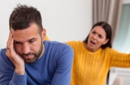 HICH:Is it better to break up than stay in an unhappy relationship?