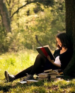 HICH:📚  What is the biggest reason you think reading books is important?