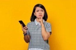 HICH:How should we be aware of applications that steal personal and confidential documents of application users by showing greed for money?