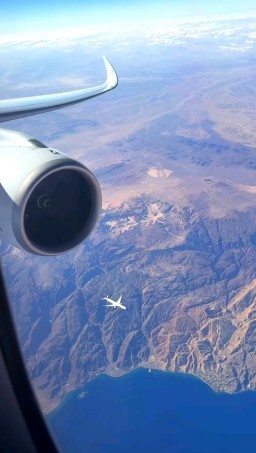 HICH:Life is like a flight — sometimes lost in clouds, sometimes soaring clear, but the true destination is always within.”