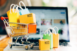 HICH:How often do you shop online? #OnlineShopping