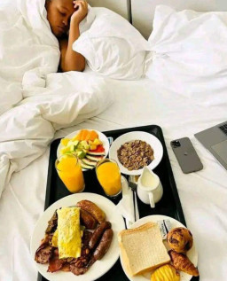 HICH:Breakfast in bed