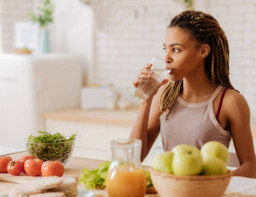 HICH:Which of the following are key components of a healthy lifestyle?