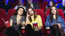 HICH:How would you react if your most awaited movie turned out to be unexpectedly bad? #MovieReactions