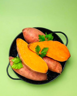 HICH:Sweet potatoes❣️❣️ are nutritious, packing a good amount of vitamin A, vitamin C, and manganese into each serving.